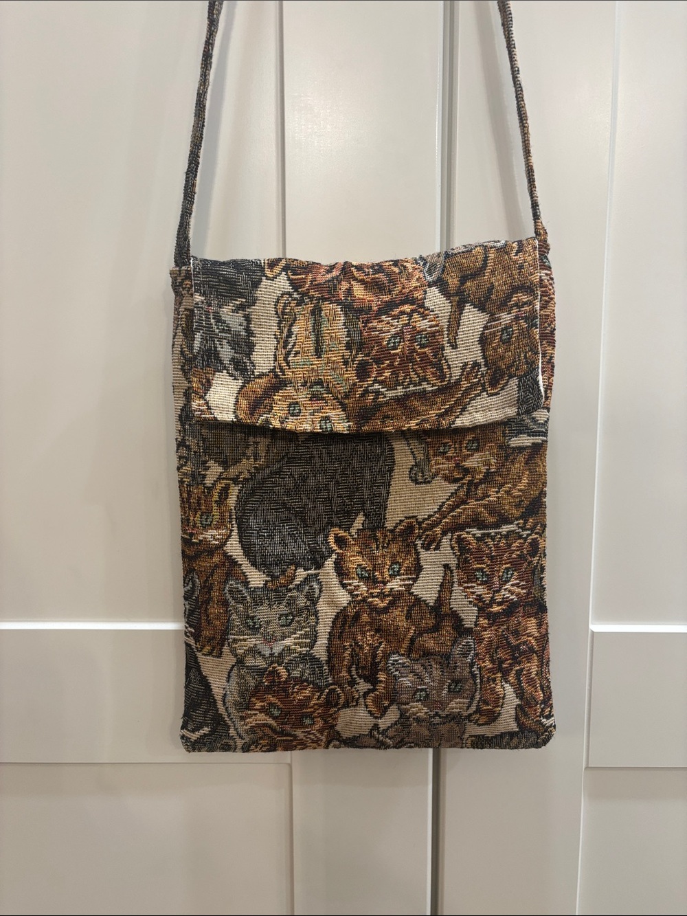 Tapestry Cat Print Crossbody Bag in Brown and Tan